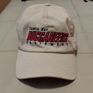 Tampa Bay Buccaneers Fitted Flexfit Hat